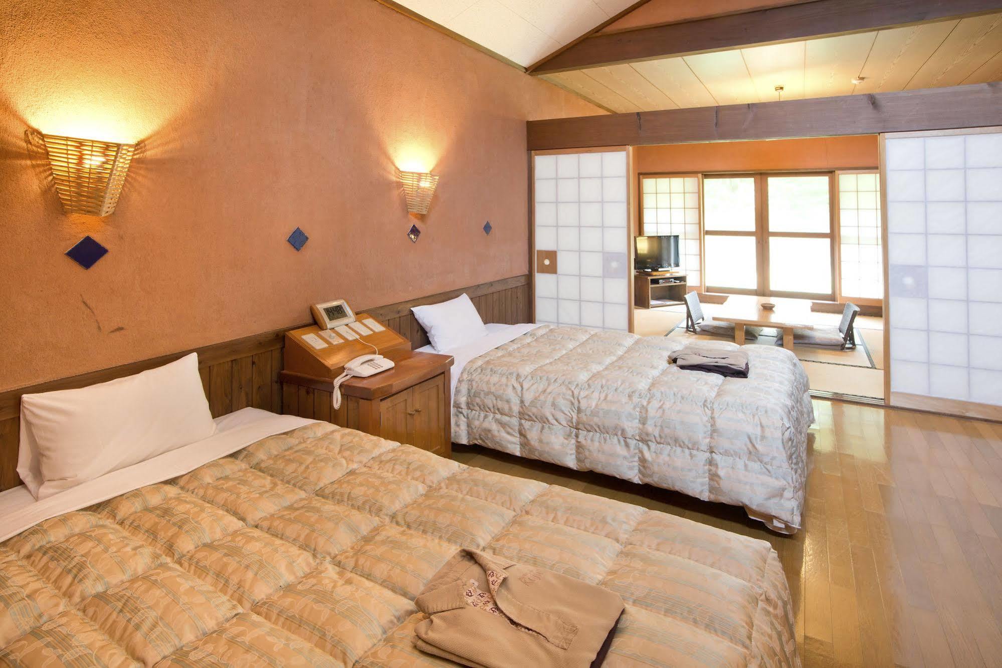 Resonate Club Kuju Hotel Taketa Ngoại thất bức ảnh